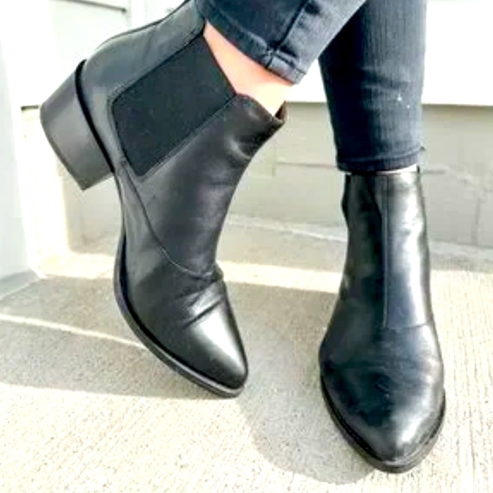 Vagabond Black Marja Chelsea Short Heeled Ankle Boots, Size EU37, US 6-6 1/2,